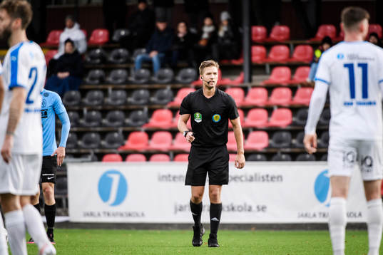 Domare Fredrik Hansson