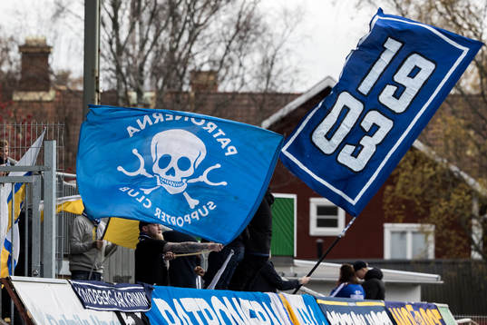 Sundsvalls fans på plats på Domnarsvallen