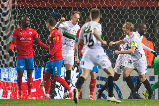 GAIS Simon Alexandersson jublar efter sitt 0-1 mål