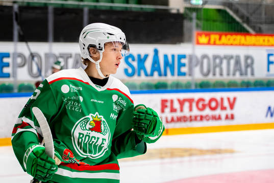 Rögles William Strömgren jublar