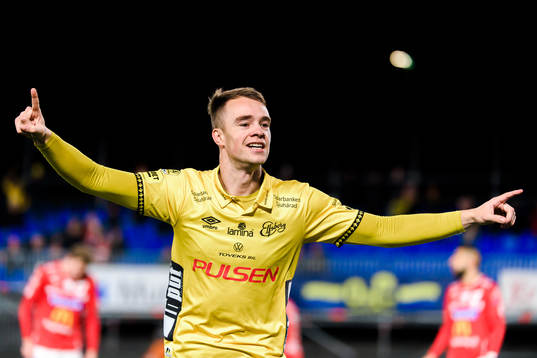 Elfsborgs Leo Väisänen jublar efter han gjort 0-1