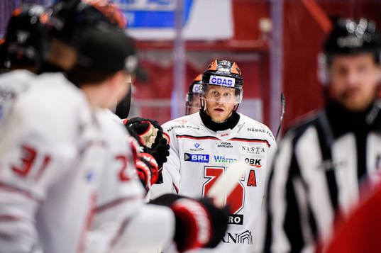 Örebros Jani Lajunen jublar