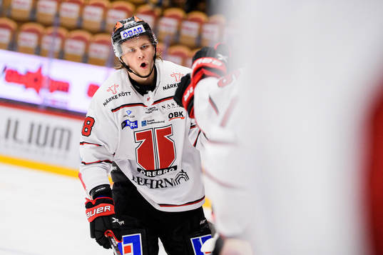 Örebros Rodrigo Abols jublar