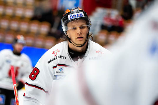 Örebros Rodrigo Abols jublar