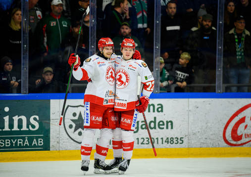 Troja-Ljungbys  Niklas Enberg och Jesper Emanuelsson jublar