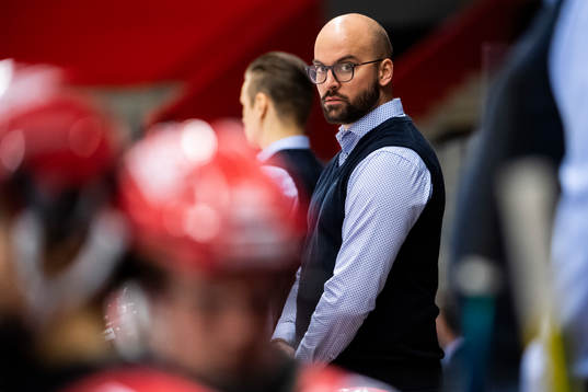 Modos tränare Björn Edlund