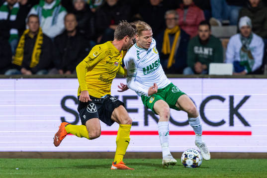 Mjällbys Joel Nilsson och Hammarbys Gustav Ludwigson