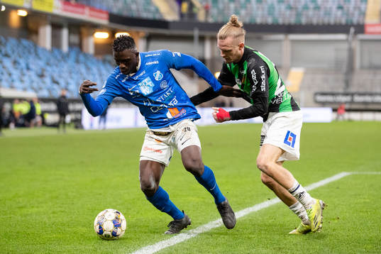 Norrbys Bubacarr Jobe och GAIS Jonas Lindberg