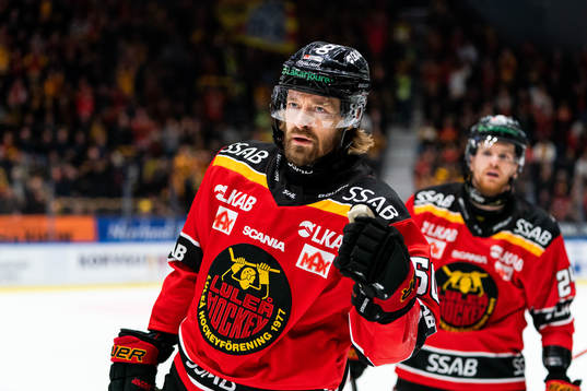 Luleås Daniel Sondell jublar