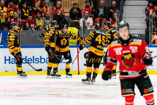 Skellefteås Jonathan Pudas, Tom Kühnhackl och Oscar