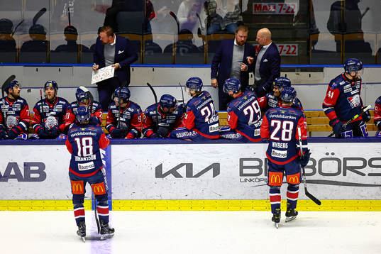 Linköpings bås med tränare Klas Östman