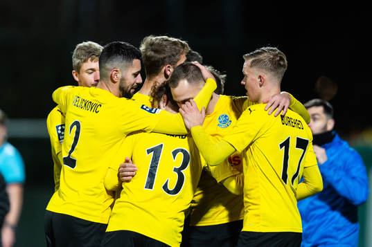 Lunds Filip Bohman jublar efter 1-0 målet