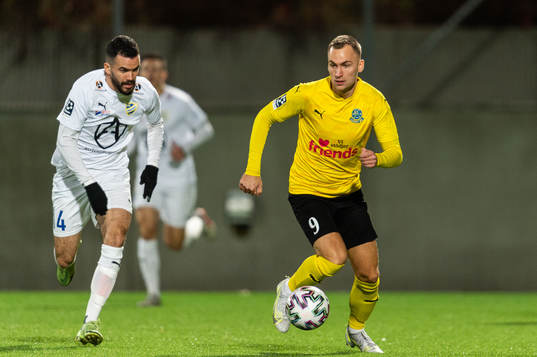 Lunds Filip Bohman jagas av IFK Malmös Granit Stagova