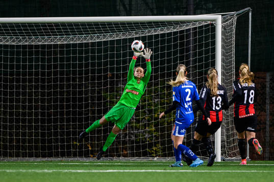 Brommapojkarnas Nadine Allard