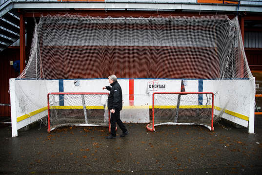 Förre ishockeymålvakten Peter "Pekka" Lindmark
