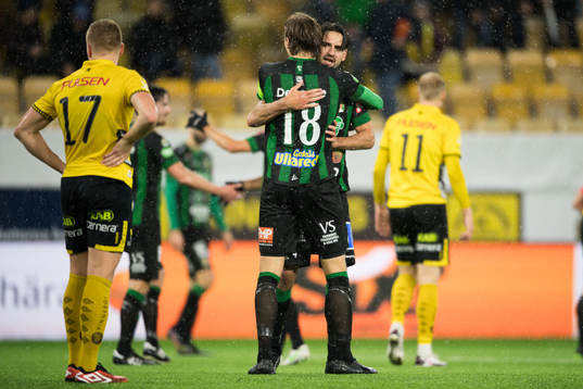 Varbergs Oliver Stanisic och Joakim Lindner jublar