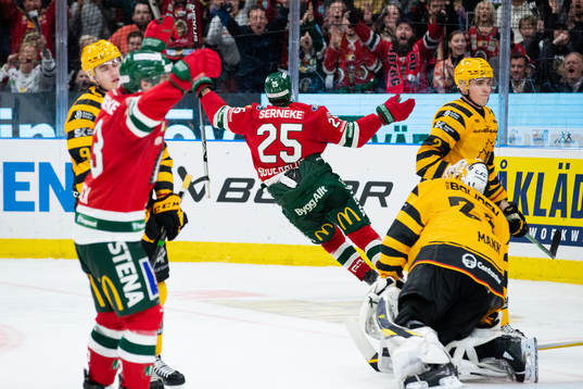 Frölundas Elmer Söderblom jublar