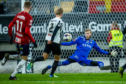 Örgrytes målvakt Fredrik Andersson