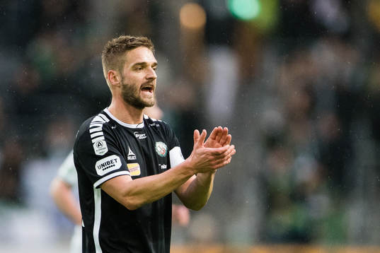 Örebros Johan Mårtensson jublar