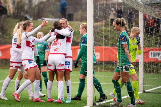 Maria Dybwad Brochmann of Sandviken celebrates scoring 7-0