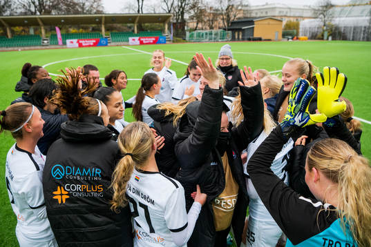 e pris i F19-slutspelet mellan Örebro och Rosengård den 7 november 2021 i Stockholm. 
