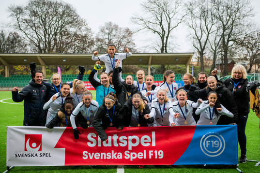 e pris i F19-slutspelet mellan Örebro och Rosengård den 7 november 2021 i Stockholm. 