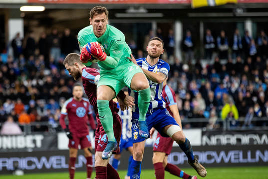 Malmö FFs målvakt Johan Dahlin och IFK Göteborgs Marcus