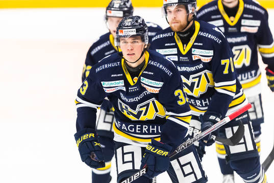 s Måns Lindbäck jublar