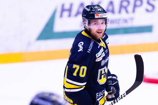 s Marcus Davidsson jublar