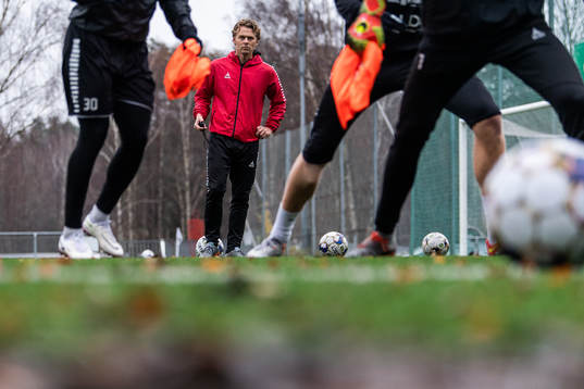 Tränare Fredrik Holmberg