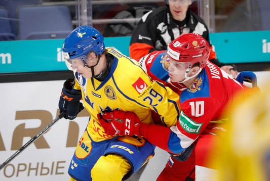Pontus Holmberg of Sweden and Dmitri Voronkov of Russia
