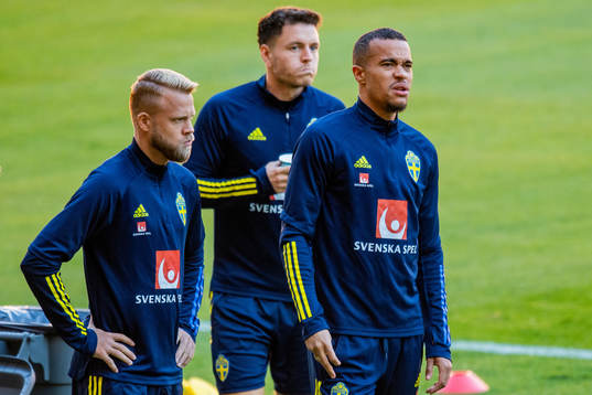 Daniel Sundgren, Kerim Mrabti and Robin Quaison of the Swedish national football team