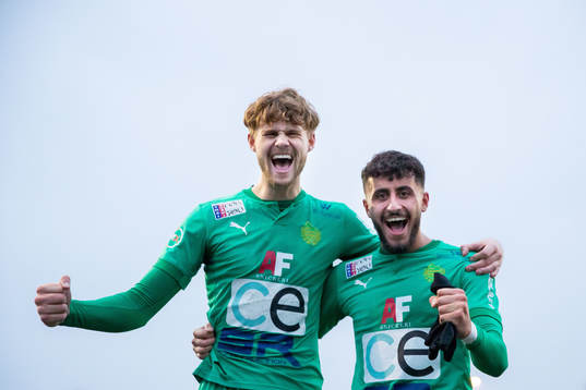 Olympics Albin Sjöstrand Bjurnemark och Walid Ali jublar
