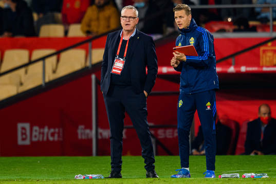 Head coach Janne Andersson of Sweden and goalkeeper coach