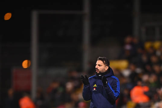 Poya Asbaghi, head coach of Sweden