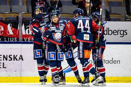 Linköpings Jonas Junland jublar