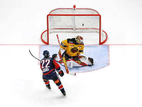 Linköpings Vilmos Gallo gör mål 1-0 förbi Luleås