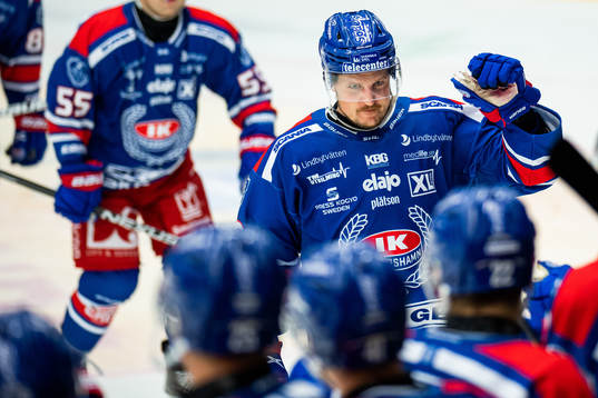 Oskarshamns Patrik Karlkvist jublar