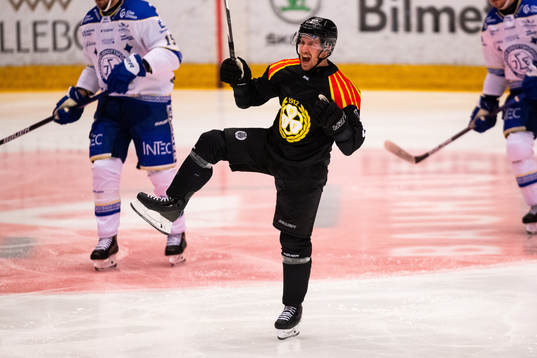 Brynäs Chay Genoway jublar