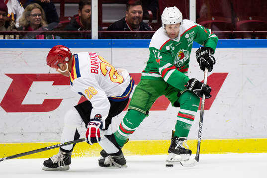 Malmö Redhawks veteran Robert Burakovsky och Rögles