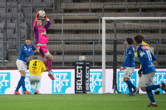 Falkenbergs målvakt Viktor Noring