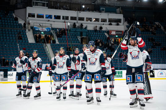 Linköpings spelare jublar