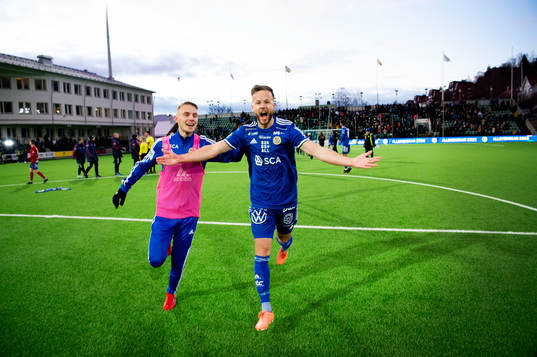Sundsvalls Albin Palmlöf och Robert Lundström jublar
