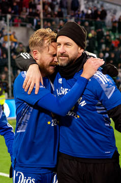 Sundsvalls, Albin Palmlöf  Pontus Engblom och Richard Richardsson gråter och jublar