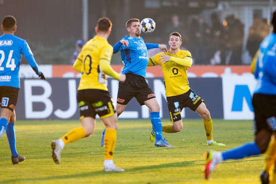 Halmstads Mikael Boman och Elfsborgs Christopher McVey