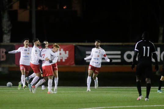 Hudiksvall Pelle Hedlund jublar efter 1-0
