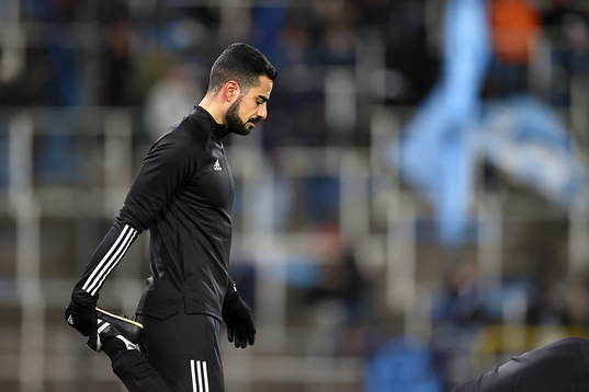 Domare Mohammed Al-Hakim värmer upp