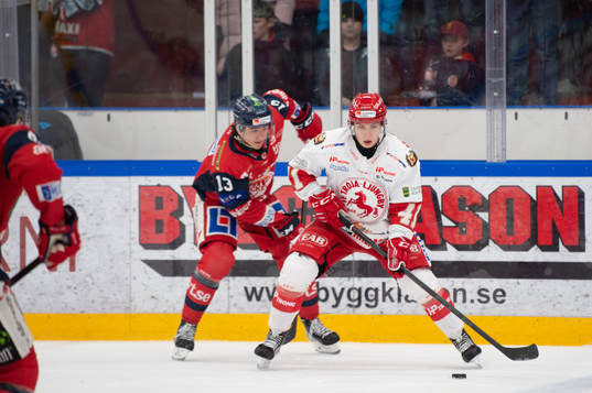 Troja/Ljungbys Victor Öhman och Västerviks Brett Supinski