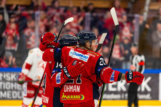 Västerviks Victor Öhman jublar