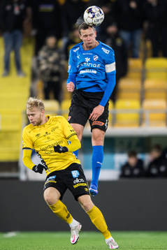 Halmstads Alexander Berntsson och Elfsborgs Sveinn Aron